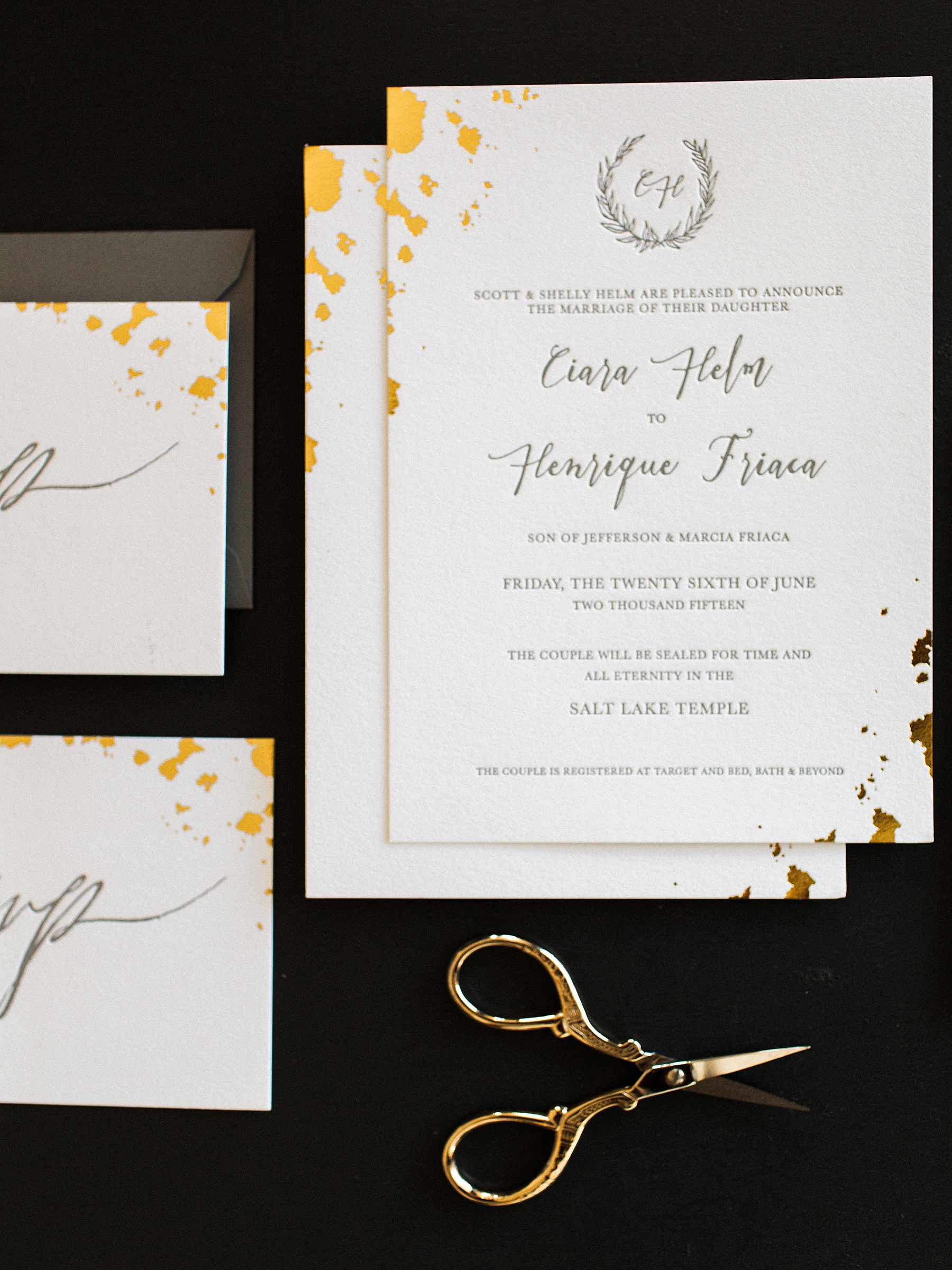 foil-and-ink-custom-invitation-gold-in-cairo-gold-gray
